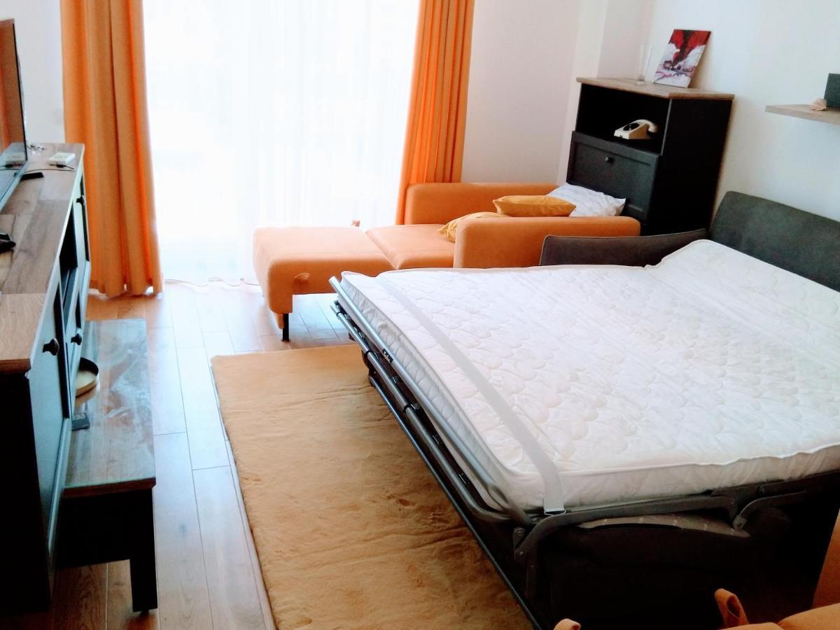 Studio Oxford-Campus Sat Vacanta Constanta Bagian luar foto