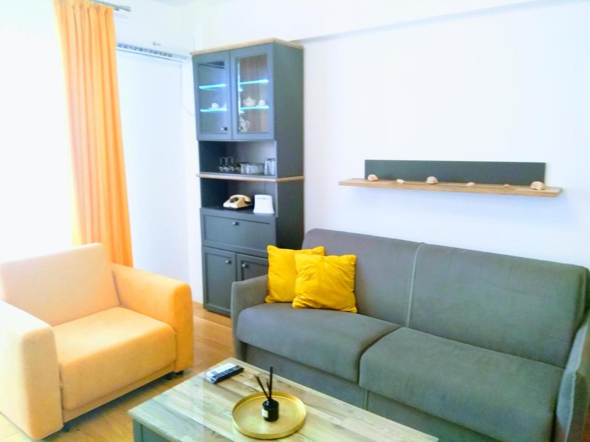 Studio Oxford-Campus Sat Vacanta Constanta Bagian luar foto